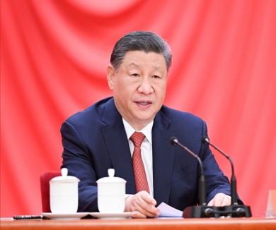 习近平参加全国劳动模范工作者表彰大会并重要讲话