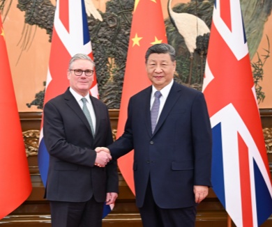 习近平会见英国首相