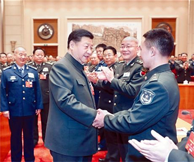 习近平出席解放军和武警部队代表团全体会议