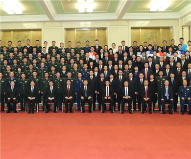 习近平参加中华人民共和国成立70周年庆祝活动总结会议