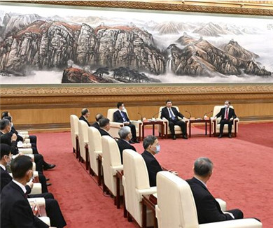 习近平同党外人士共迎新春