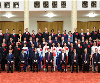 北京冬奥会冬残奥会总结表彰大会