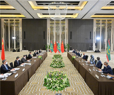 习近平会见毛里塔尼亚总统