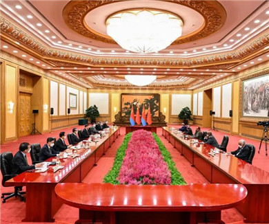 习近平同厄立特里亚总统举行会谈