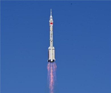 神舟十七号载人飞船发射取得圆满成功