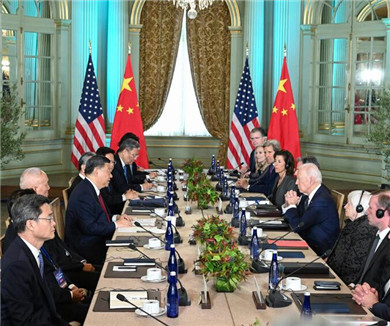 习近平同美国总统举行中美元首会晤