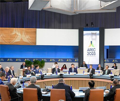习近平出席亚太经合组织重要讲话	