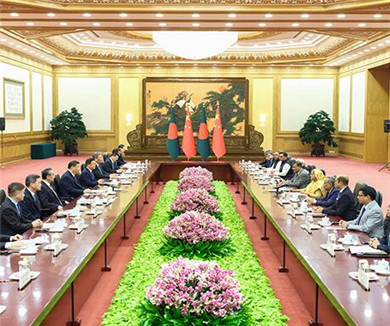 习近平会见孟加拉国总理